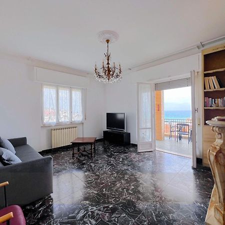 Ampio Appartamento Con Vista Varraze Exterior foto