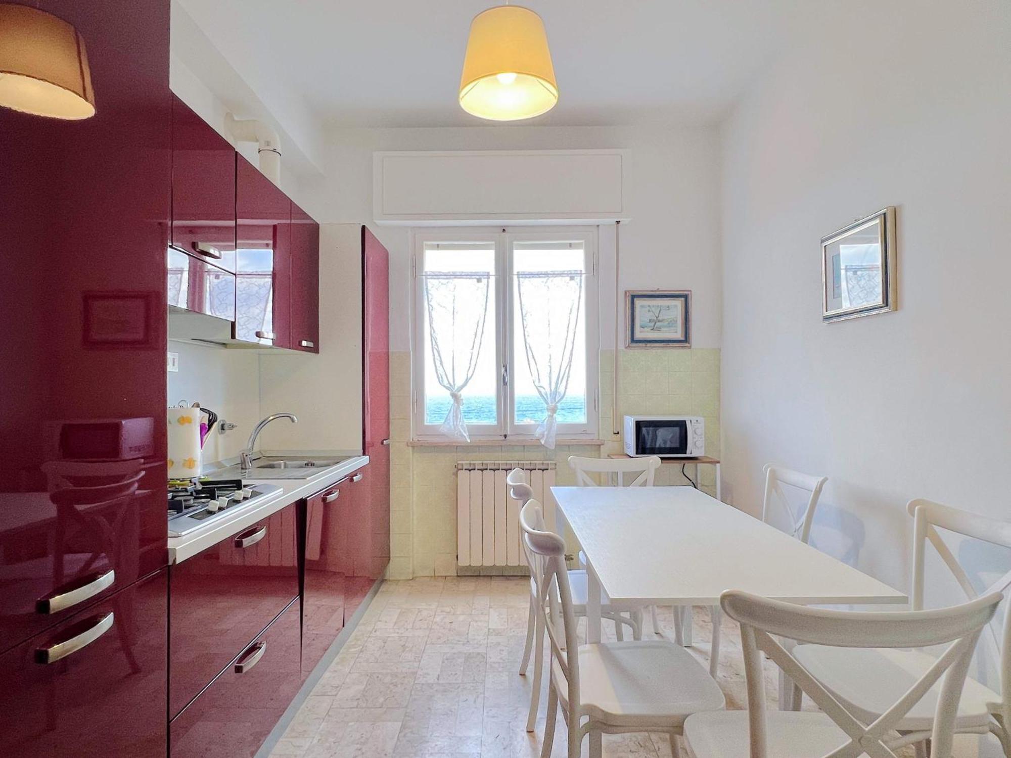 Ampio Appartamento Con Vista Varraze Exterior foto